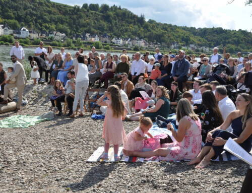 Tauffest am und im Rhein